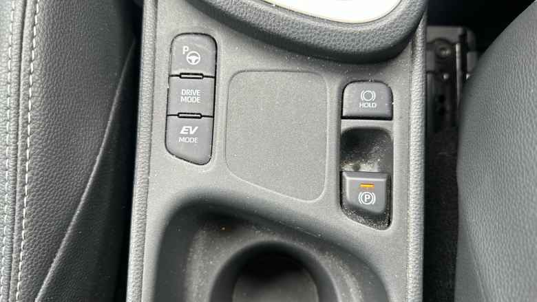 Toyota Yaris Cross 1.5 Hybrid Excel 5dr CVT Hybrid Estate